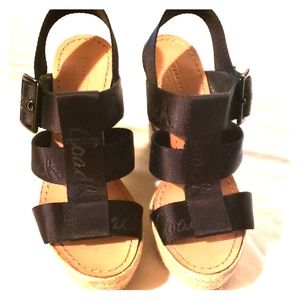BLACK COACH WEDGES